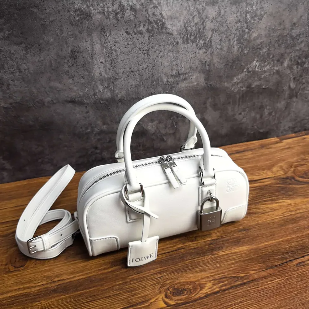 Loewe Amazona 23 Cropped Bag in Shiny Calfskin for Women Loewe Amazona 23 Cropped Bag in Shiny Calfskin for Women