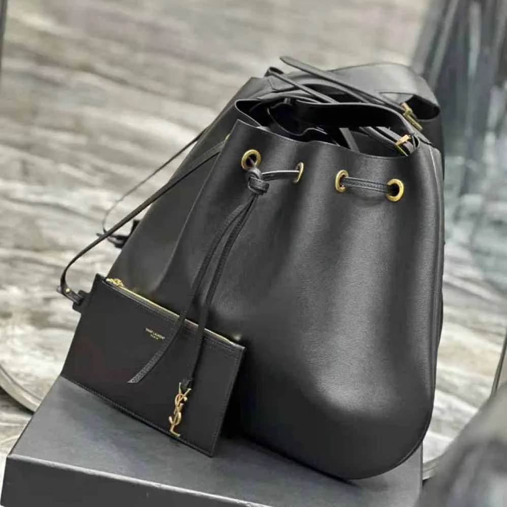 Saint Laurent YSL Paris Vii Large Flat Hobo Bag in Crocodile for Women in Embossed Leather Saint Laurent YSL Paris Vii Large Flat Hobo Bag in Crocodile for Women in Embossed Leather