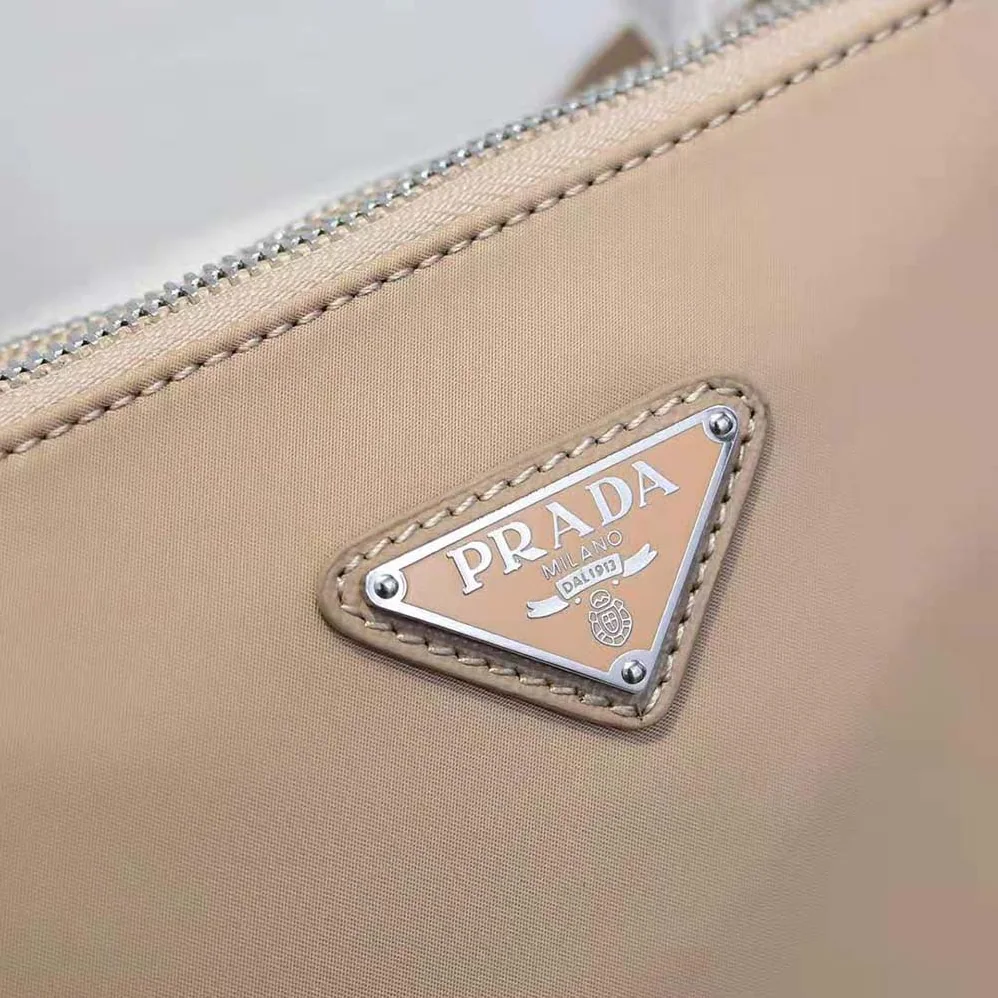 Prada Nylon Re-Edition 2000 Shoulder Bag for Women in Pink