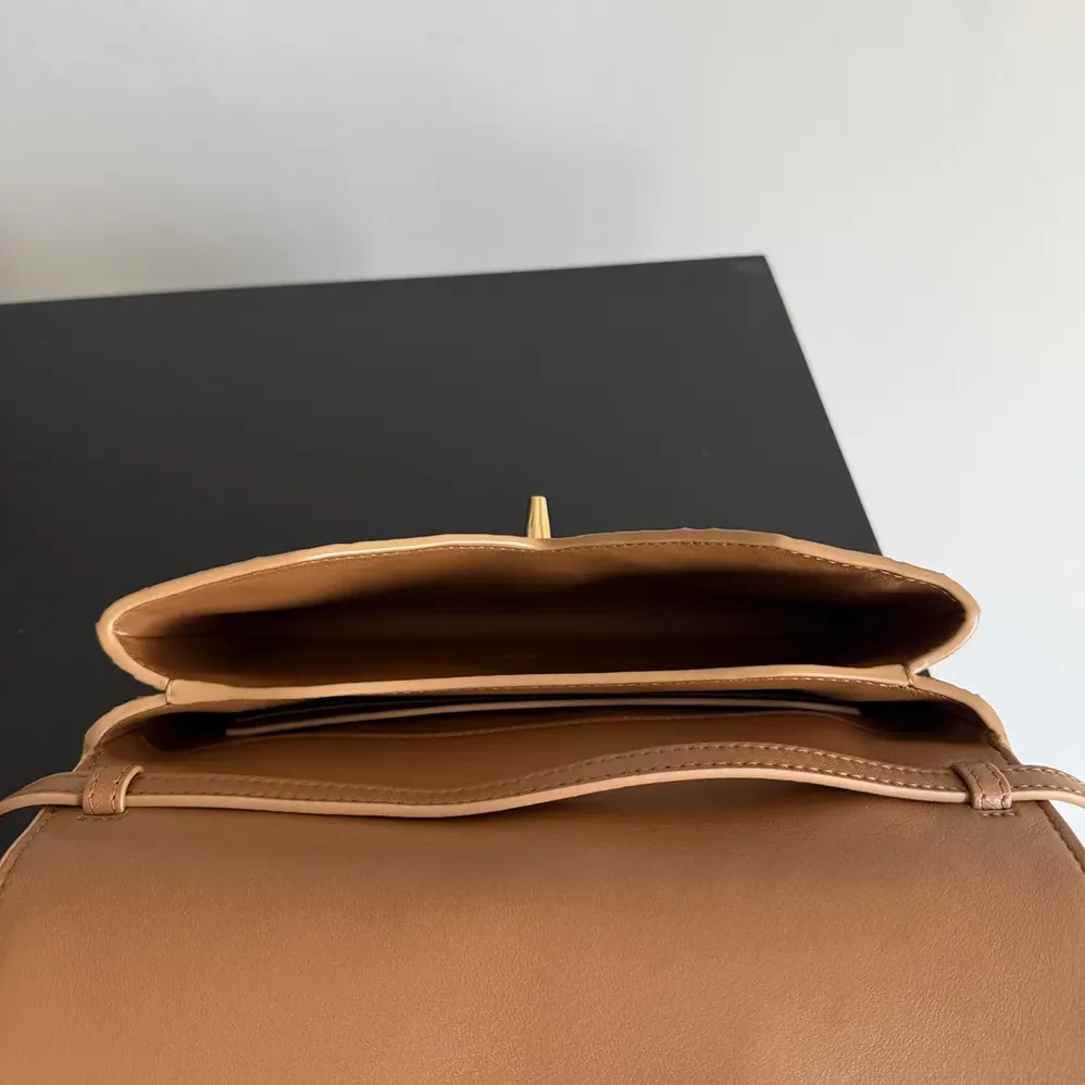 Bottega Veneta Knot Lock for Women in Brown