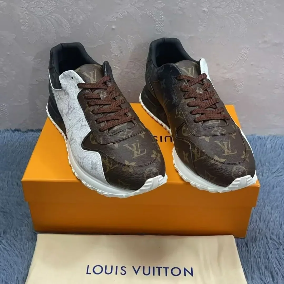 Louis Vuitton Run Away Sneaker Monogram Canvas Black in White/Brown Louis Vuitton Run Away Sneaker Monogram Canvas Black in White/Brown