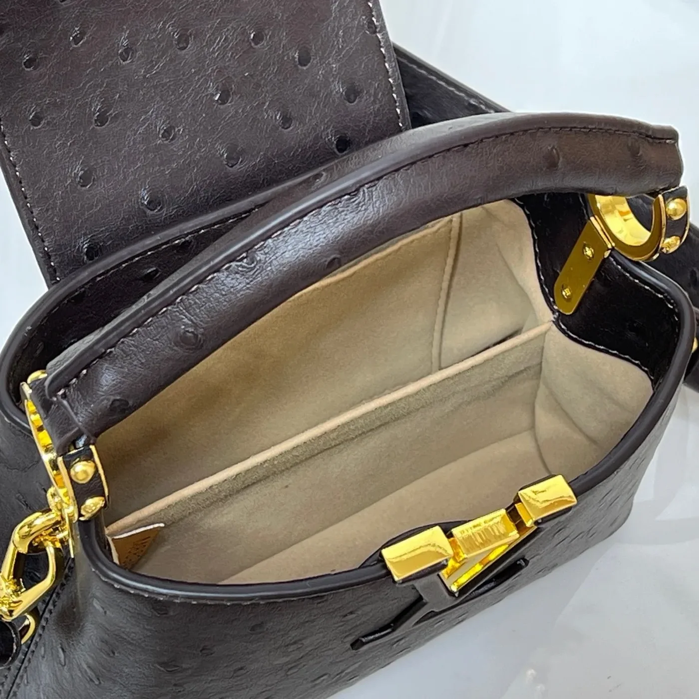Louis Vuitton Capucines Mini Top Handle Bag in Dark Brown Gold Hardware Louis Vuitton Capucines Mini Top Handle Bag in Dark Brown Gold Hardware