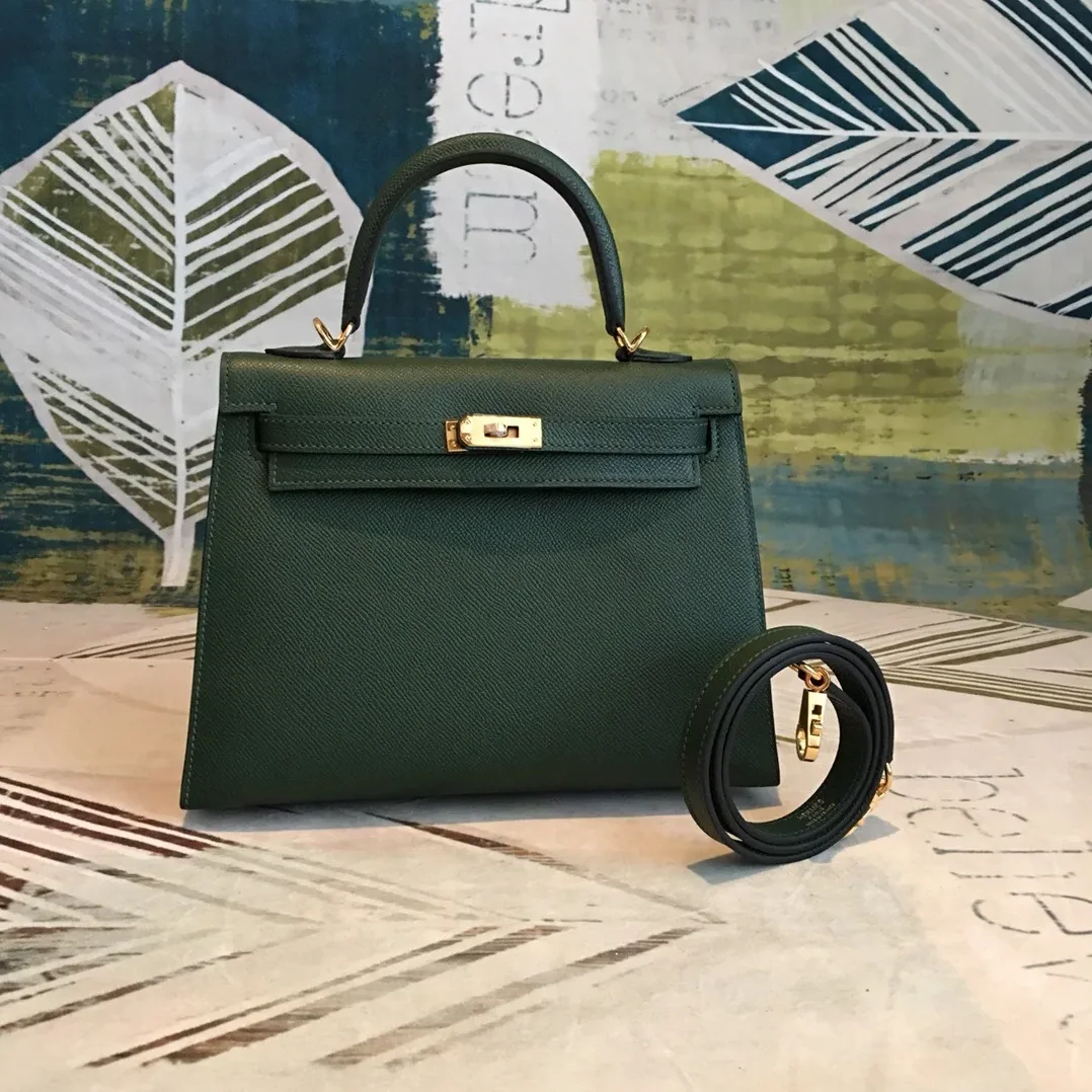Hermes Kelly Red Gold Toned Hardware / Hermes Kelly Red Gold Toned Hardware /