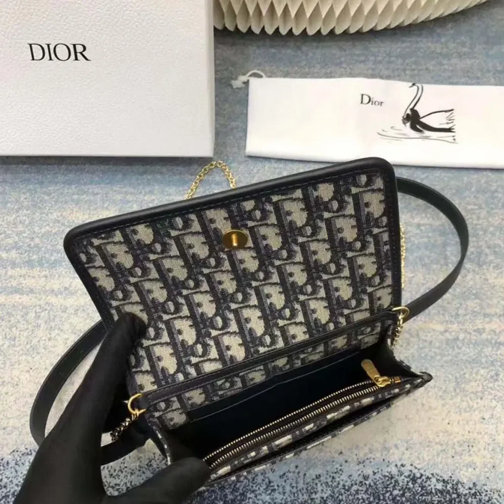 Dior 2-in-1 30 Montaigne Pouch Blue Dior Oblique Jacquard for Women Dior 2-in-1 30 Montaigne Pouch Blue Dior Oblique Jacquard for Women