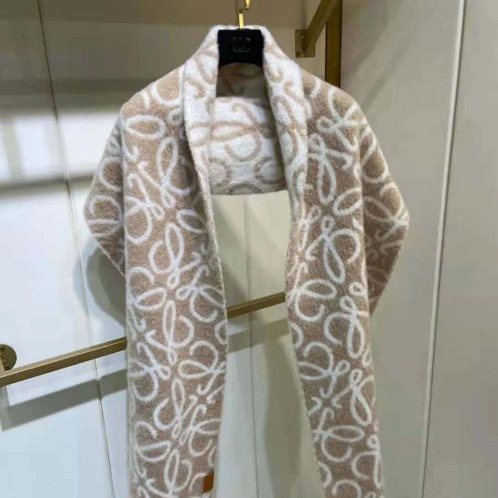 Loewe Anagram Scarf in Alpaca and Wool for Unisex in White Loewe Anagram Scarf in Alpaca and Wool for Unisex in White
