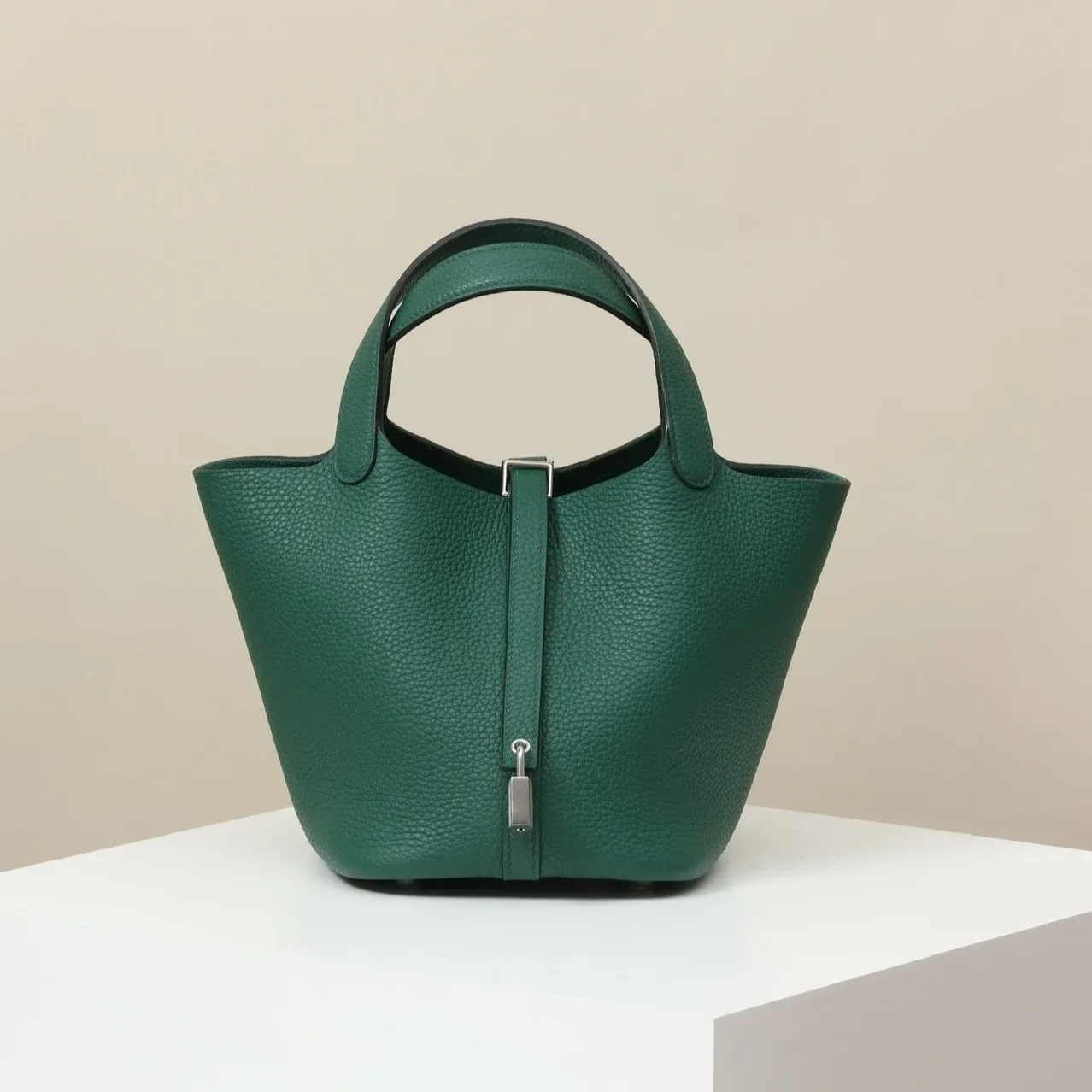 Hermes Picotin Lock 18 Bag Peacock Green / Hermes Picotin Lock 18 Bag Peacock Green /