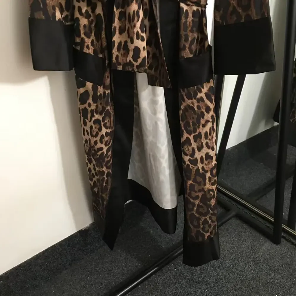 Dolce Gabbana D&G Terry Cotton Bath Robe for Women Dolce Gabbana D&G Terry Cotton Bath Robe for Women