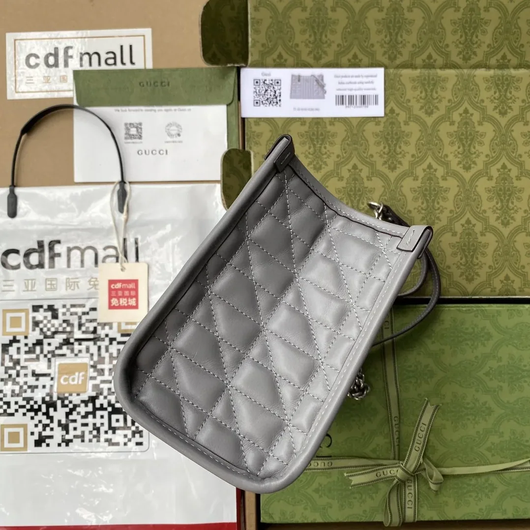 GG Marmont Small Tote Bag Dark Grey Matelassé / GG Marmont Small Tote Bag Dark Grey Matelassé /
