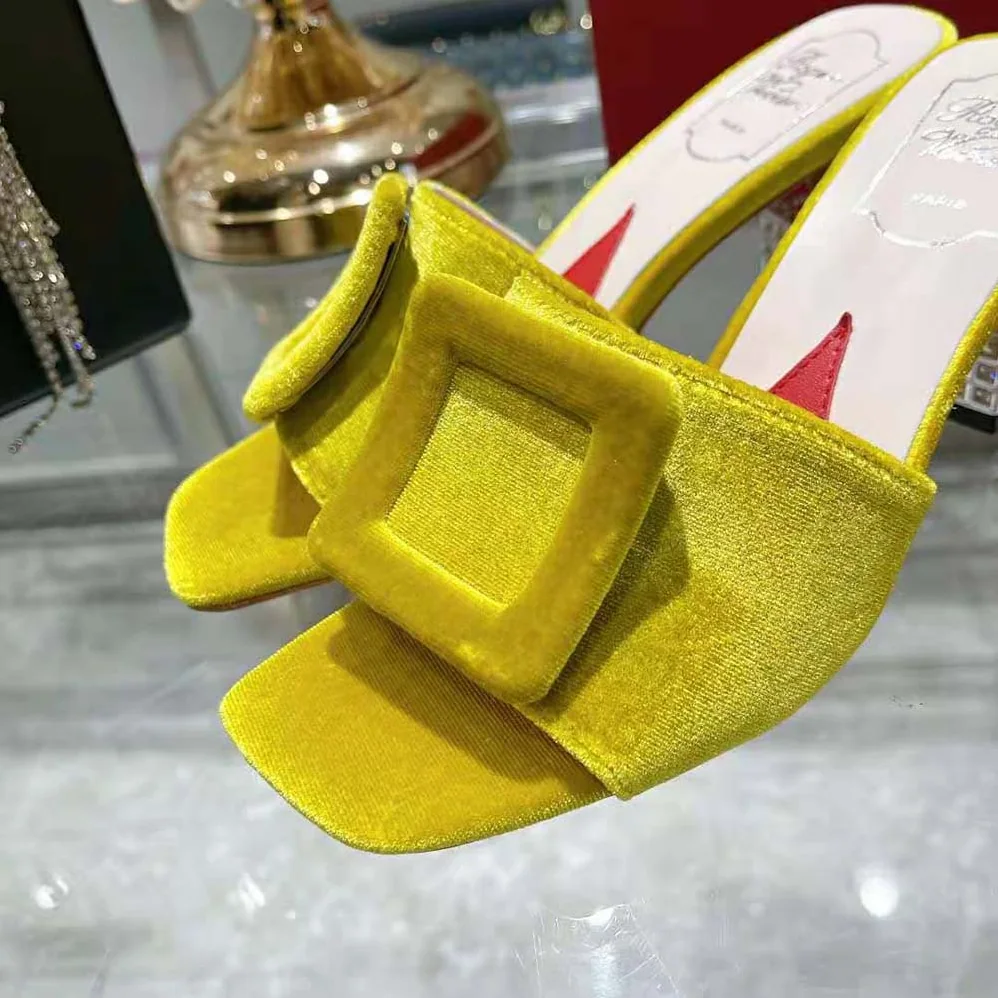 Roger Vivier Cube Strass Heel Mules in Velvet for Women in Yellow