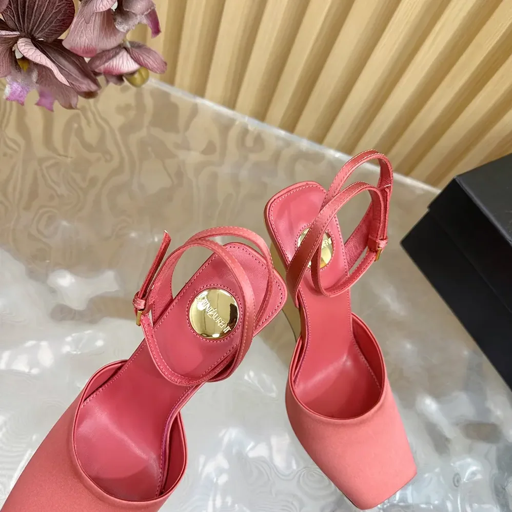 Saint Laurent YSL La Scandale Wedges in Satin Crepe for Women in Pink