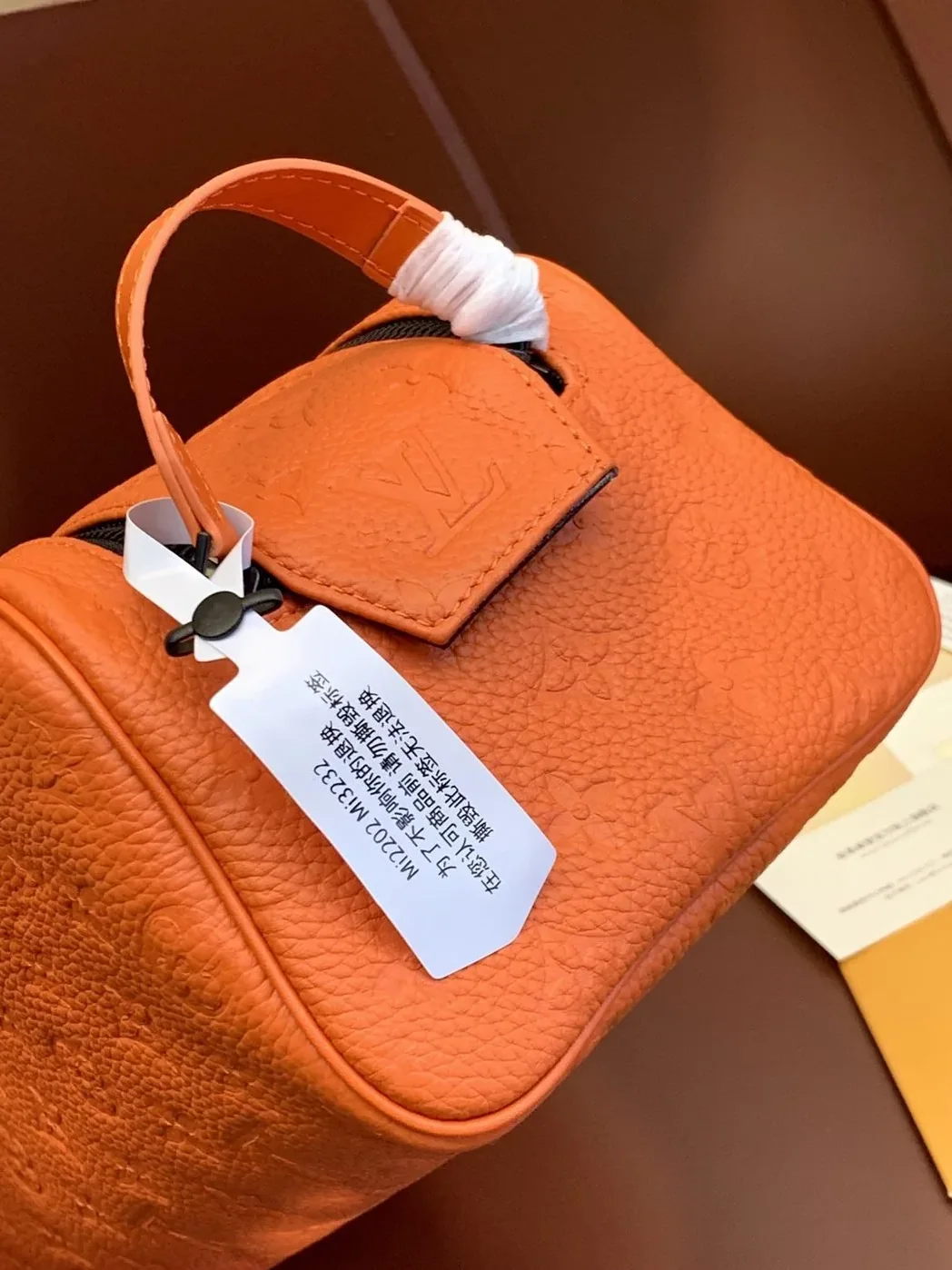 Louis Vuitton Dopp Kit Orange / Louis Vuitton Dopp Kit Orange /