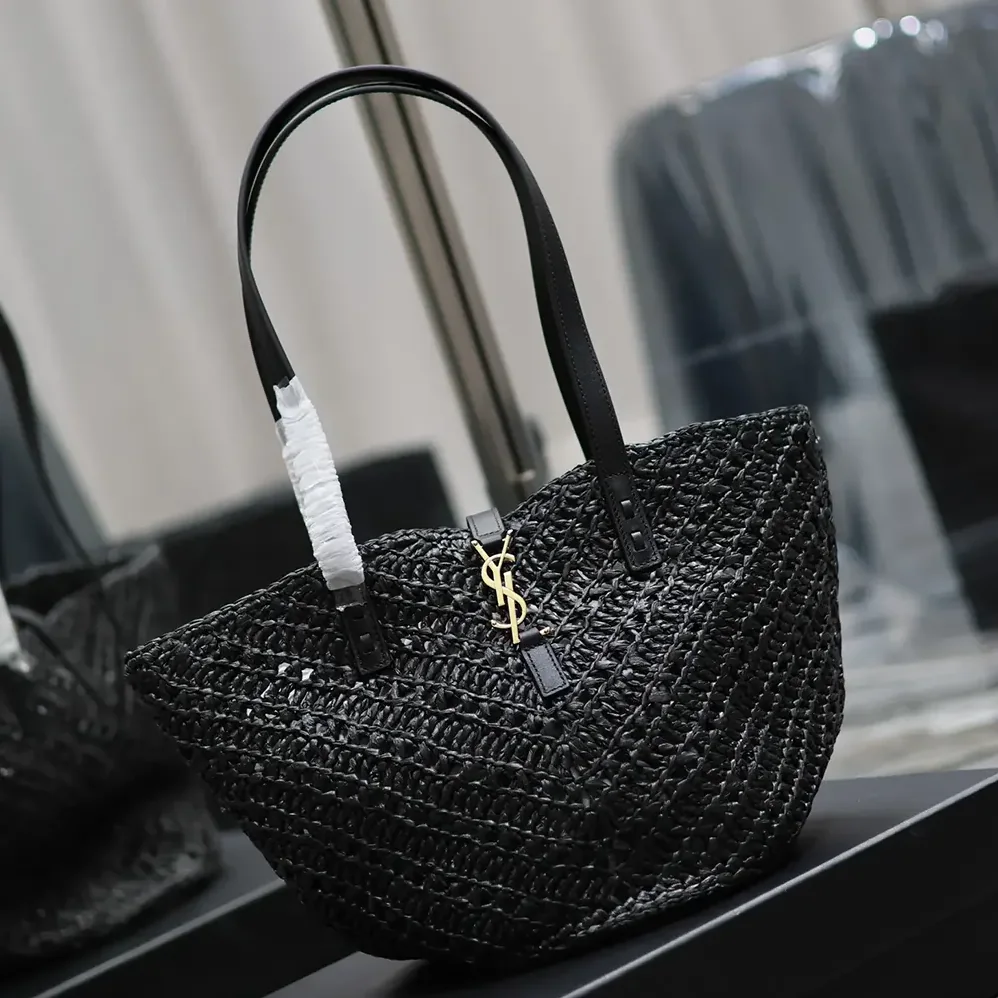 Saint Laurent YSL Panier Small in Raffia and Vegetable-tanned Leather for Women in Black