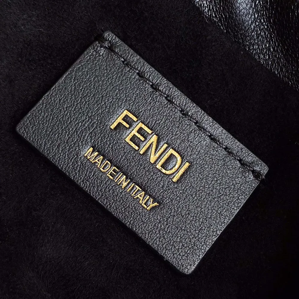 Fendi Mamma Baguette Medium Black Nappa Leather Bag for Women