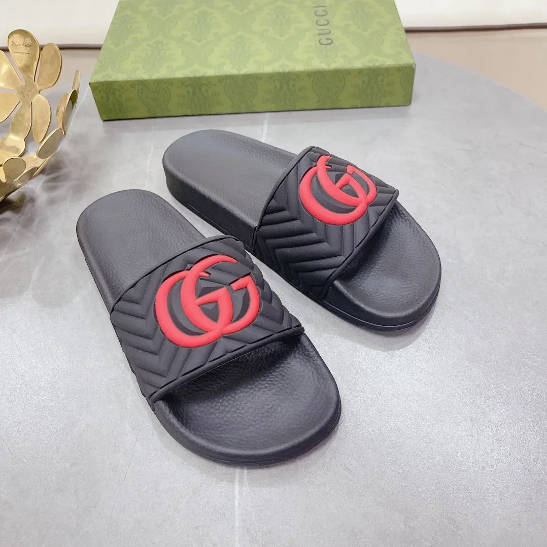 Gucci Quilted GG Rubber Slide Black And Red for Women