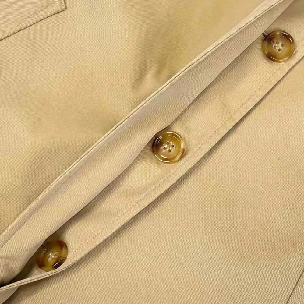 Burberry The Pimlico Heritage Car Coat for Women in Beige Burberry The Pimlico Heritage Car Coat for Women in Beige