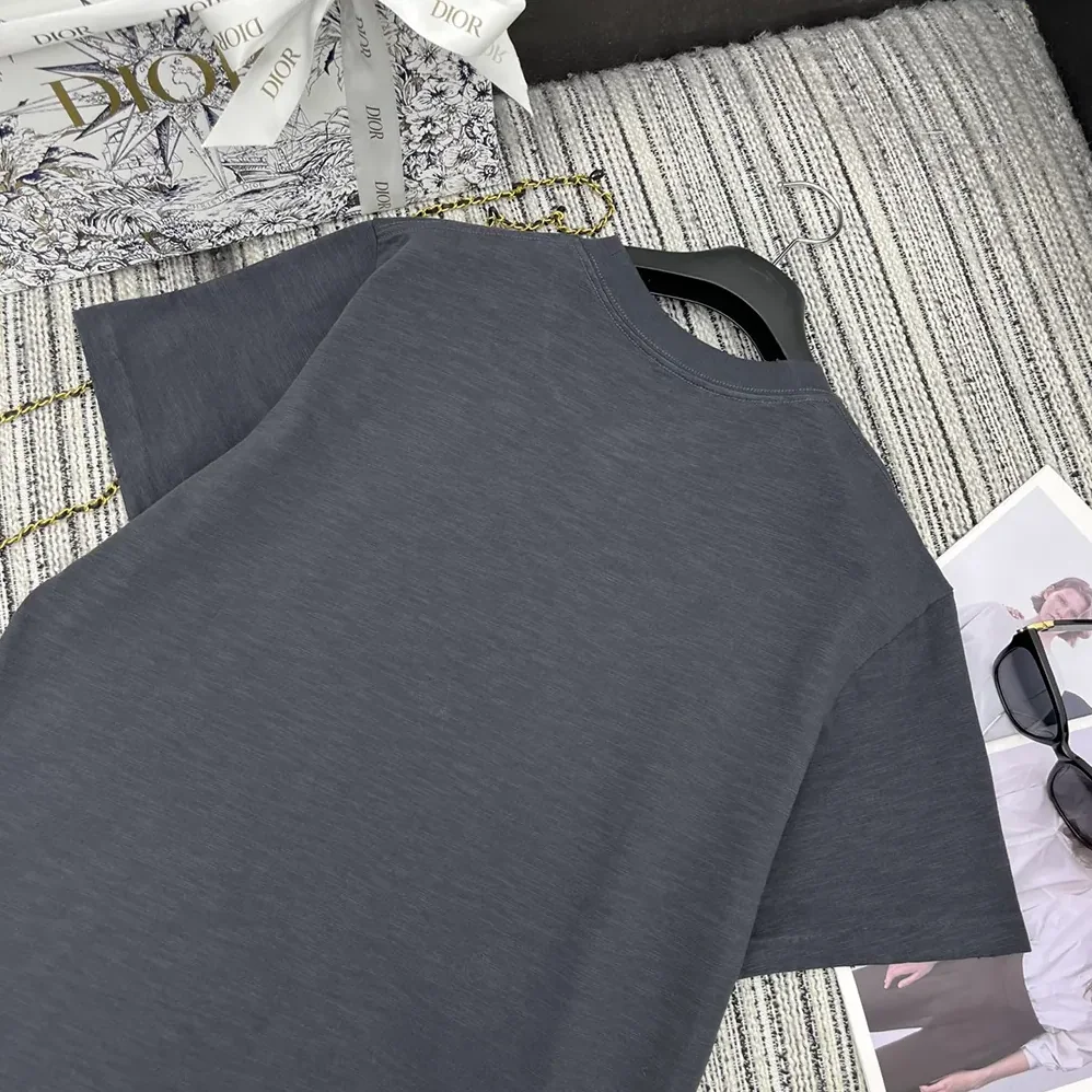Dior DIOR AND HYLTON NEL T-Shirt Relaxed Fit Navy Blue Cotton Jersey for Women Dior DIOR AND HYLTON NEL T-Shirt Relaxed Fit Navy Blue Cotton Jersey for Women
