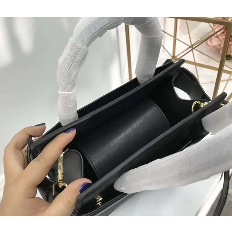 Givenchy Mini Horizon Bag in Smooth Leather in Black Givenchy Mini Horizon Bag in Smooth Leather in Black