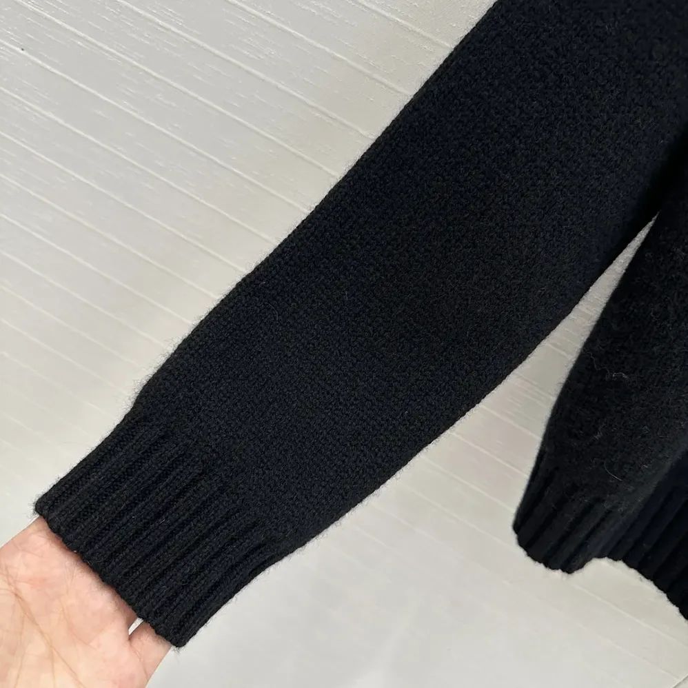 Dior Sweater Black Cashmere and Silk Knit with White Miss Dior Graffiti Motif for Women Dior Sweater Black Cashmere and Silk Knit with White Miss Dior Graffiti Motif for Women