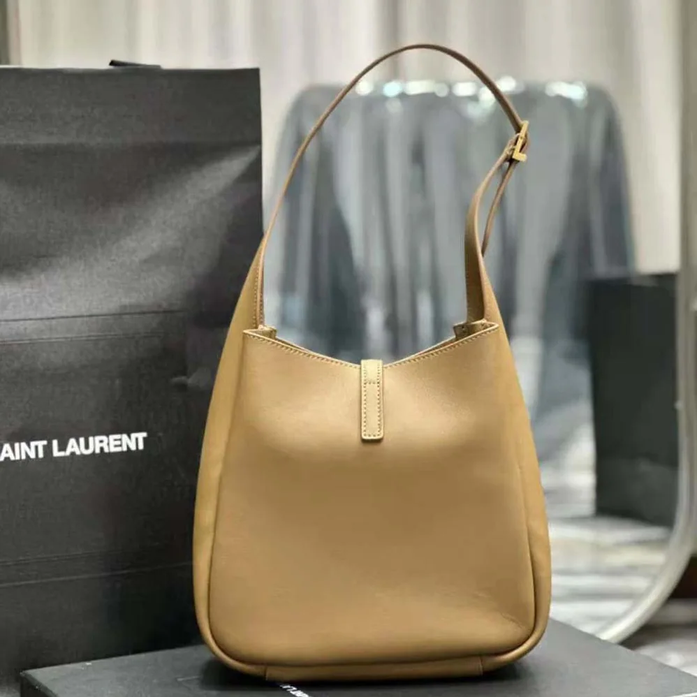 Saint Laurent YSL Le 5 à 7 Soft Small in Smooth Leather for Women in Brown Saint Laurent YSL Le 5 à 7 Soft Small in Smooth Leather for Women in Brown