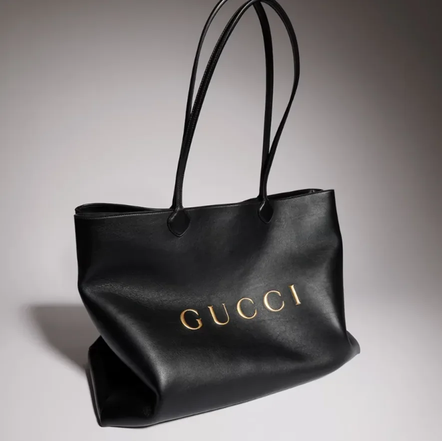 Gucci NY Large Tote Bag / Black Gold Hardware A00B4R AAHG7 1092 Gucci NY Large Tote Bag / Black Gold Hardware A00B4R AAHG7 1092