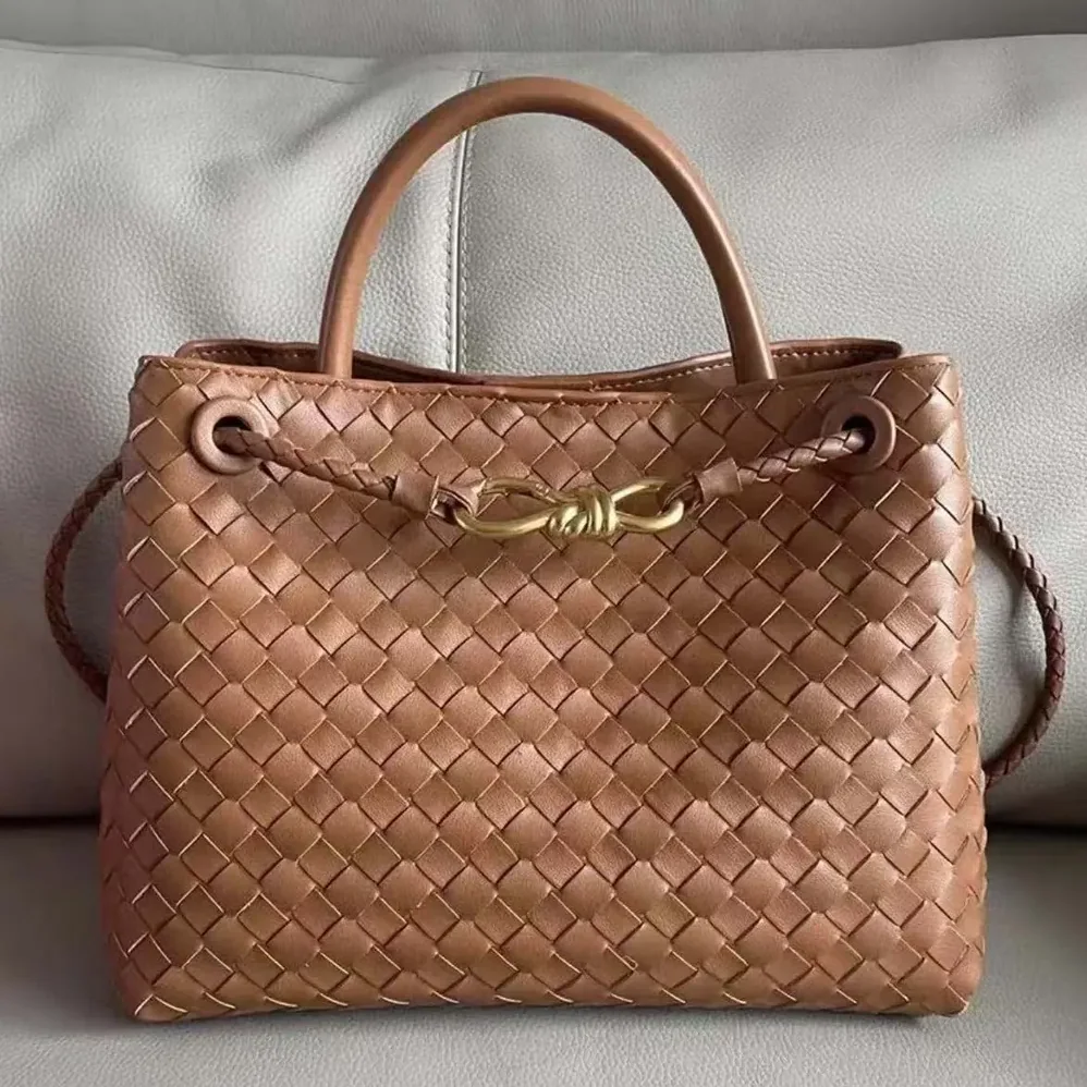 Bottega Veneta Small Andiamo Intrecciato Leather Top Handle Bag for Women in Brown Bottega Veneta Small Andiamo Intrecciato Leather Top Handle Bag for Women in Brown