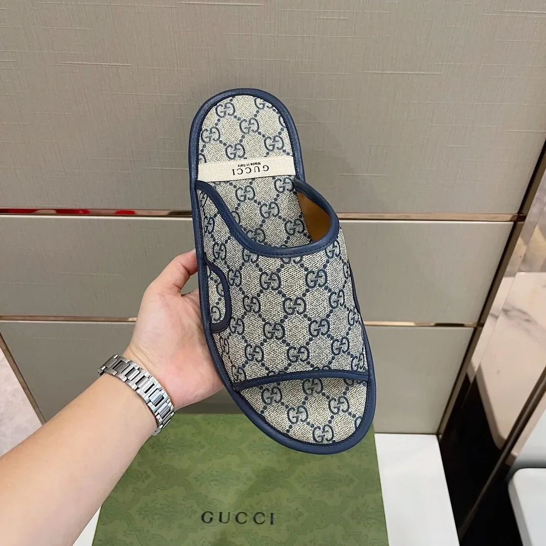 Gucci GG Supreme Slide Sandal Blue And Beige for Men Gucci GG Supreme Slide Sandal Blue And Beige for Men