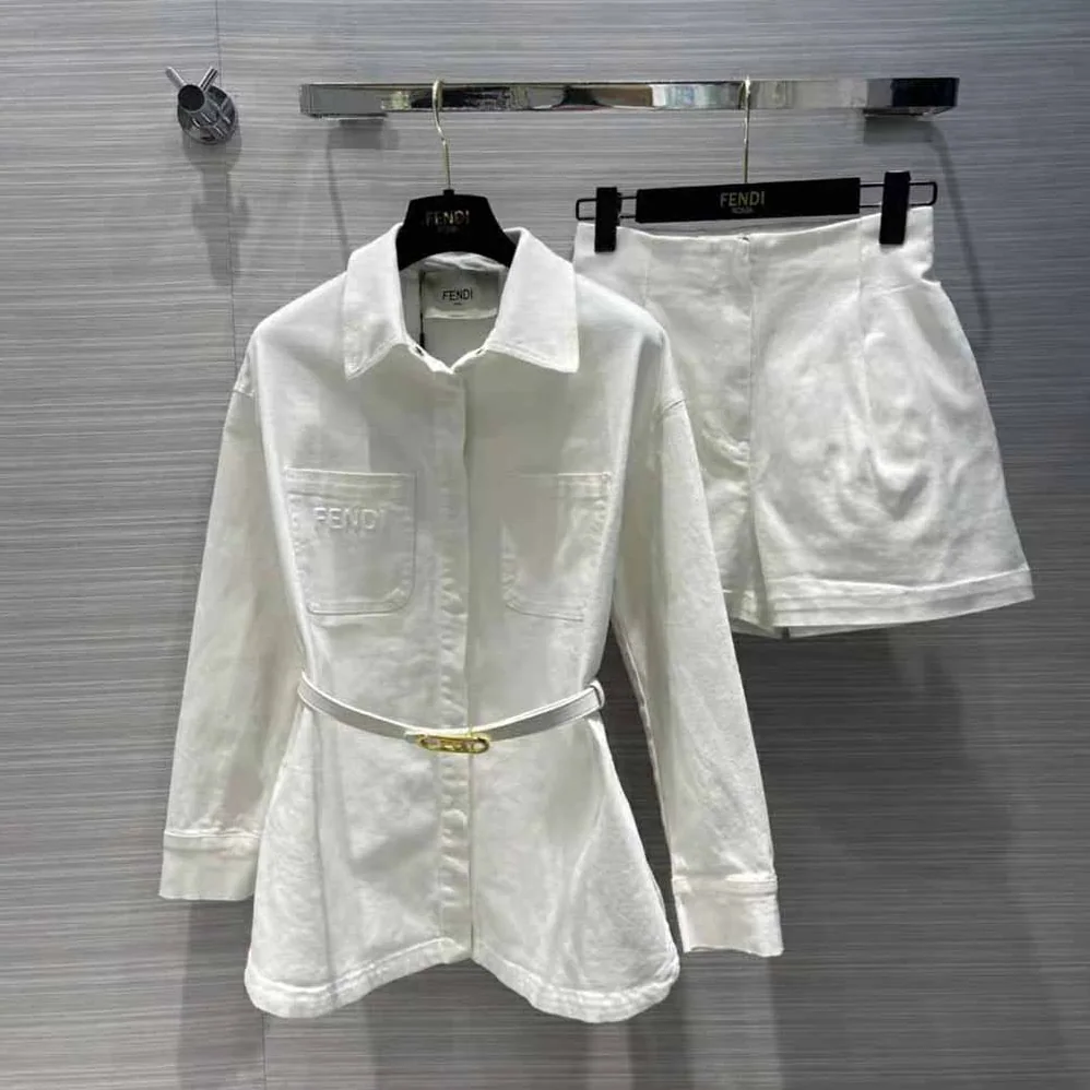 Fendi Single-breasted Go-To White Denim Go for Women in To Jacket Fendi Single-breasted Go-To White Denim Go for Women in To Jacket