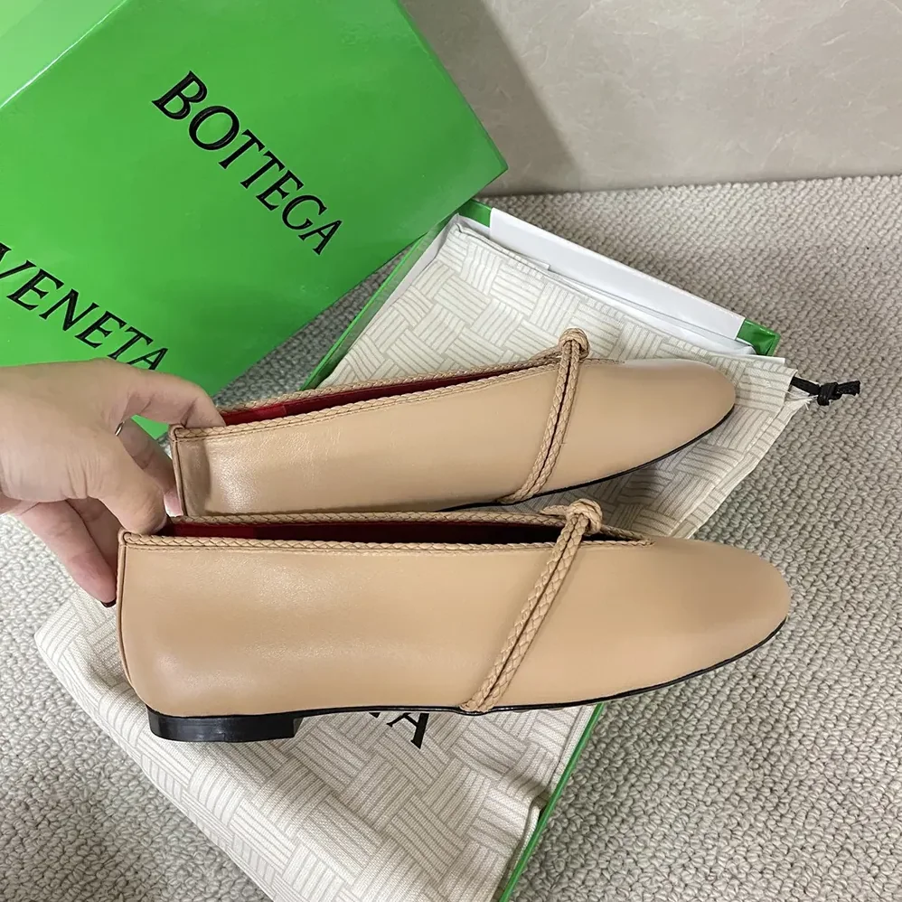 Bottega Veneta Rosa Mary-Jane Ballerina for Women in Cipria Bottega Veneta Rosa Mary-Jane Ballerina for Women in Cipria