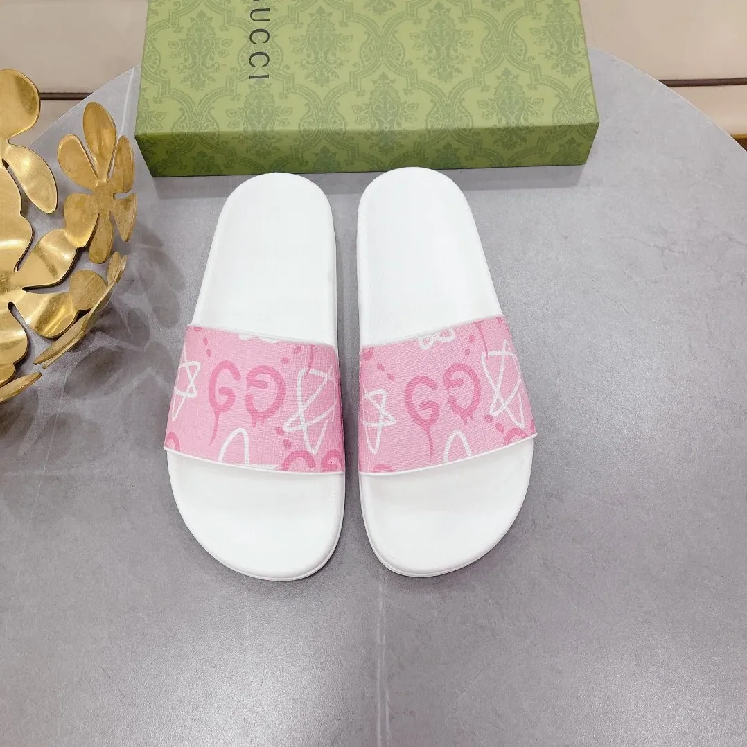 Gucci GG Stars Print Slide Sandal Pink And White for Women Gucci GG Stars Print Slide Sandal Pink And White for Women