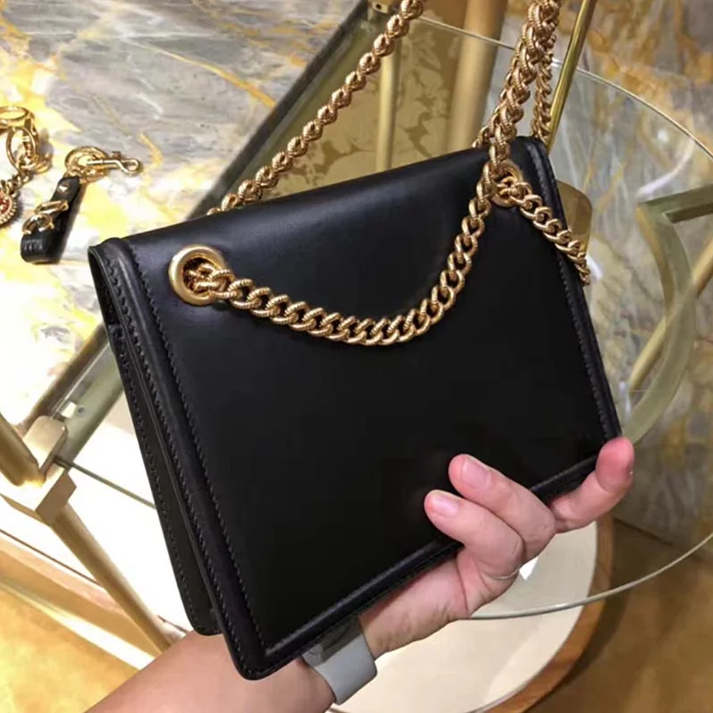 Dolce Gabbana D&G Medium Devotion Bag Smooth Calfskin Leather for Women in Black Dolce Gabbana D&G Medium Devotion Bag Smooth Calfskin Leather for Women in Black