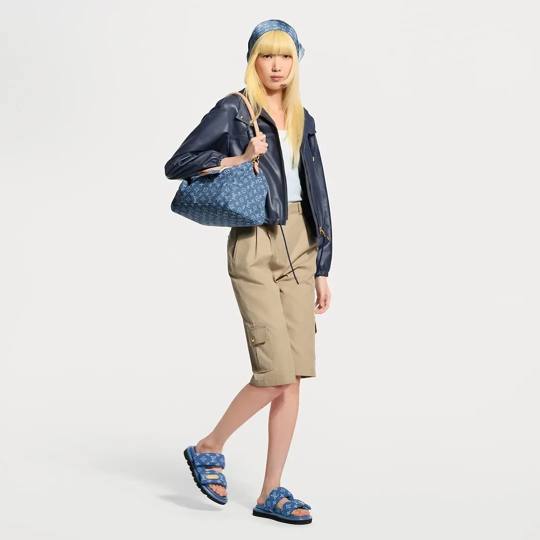 Louis Vuitton Pool Pillow Comfort Mules Blue Denim 1AJN80 Louis Vuitton Pool Pillow Comfort Mules Blue Denim 1AJN80