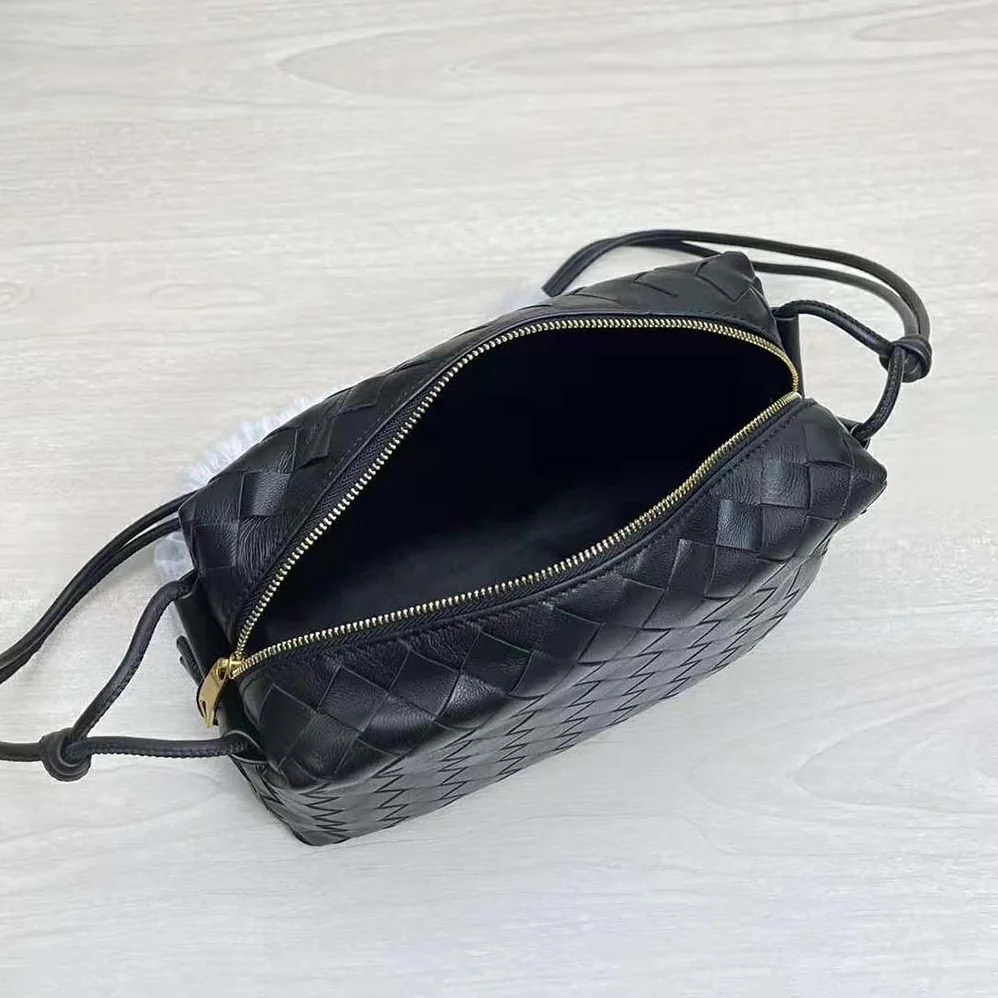 Bottega Veneta Loop Small Intrecciato Leather Cross-Body Bag for Women in Black Bottega Veneta Loop Small Intrecciato Leather Cross-Body Bag for Women in Black