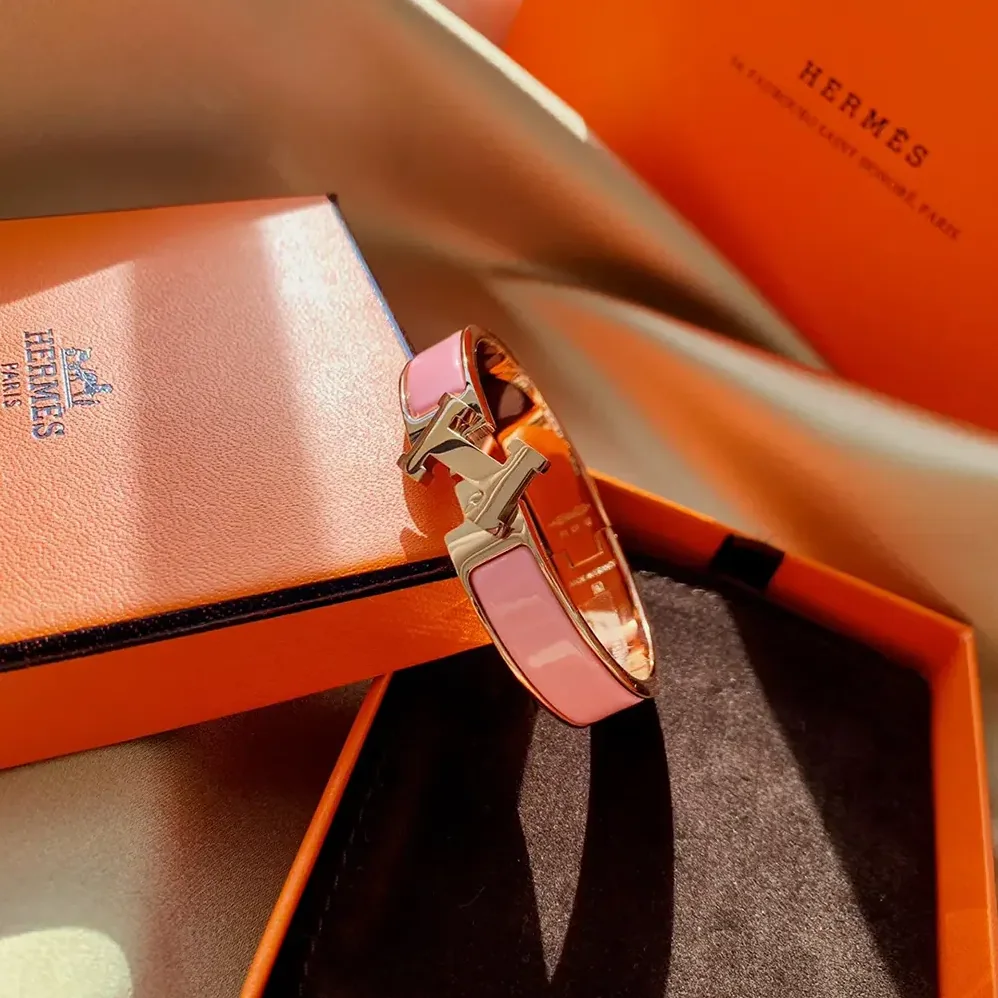 Hermes Clic H Bracelet for Unisex in Pink