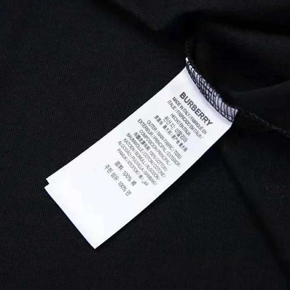 Burberry Monster Graphic Print Cotton Oversized T-shirt for Men in Black Burberry Monster Graphic Print Cotton Oversized T-shirt for Men in Black