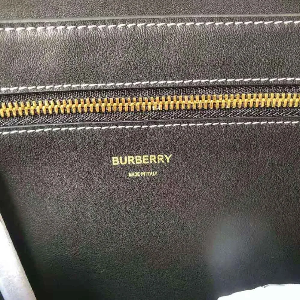 Burberry Monogram Print E-canvas Tote Bag for Women in Black Burberry Monogram Print E-canvas Tote Bag for Women in Black