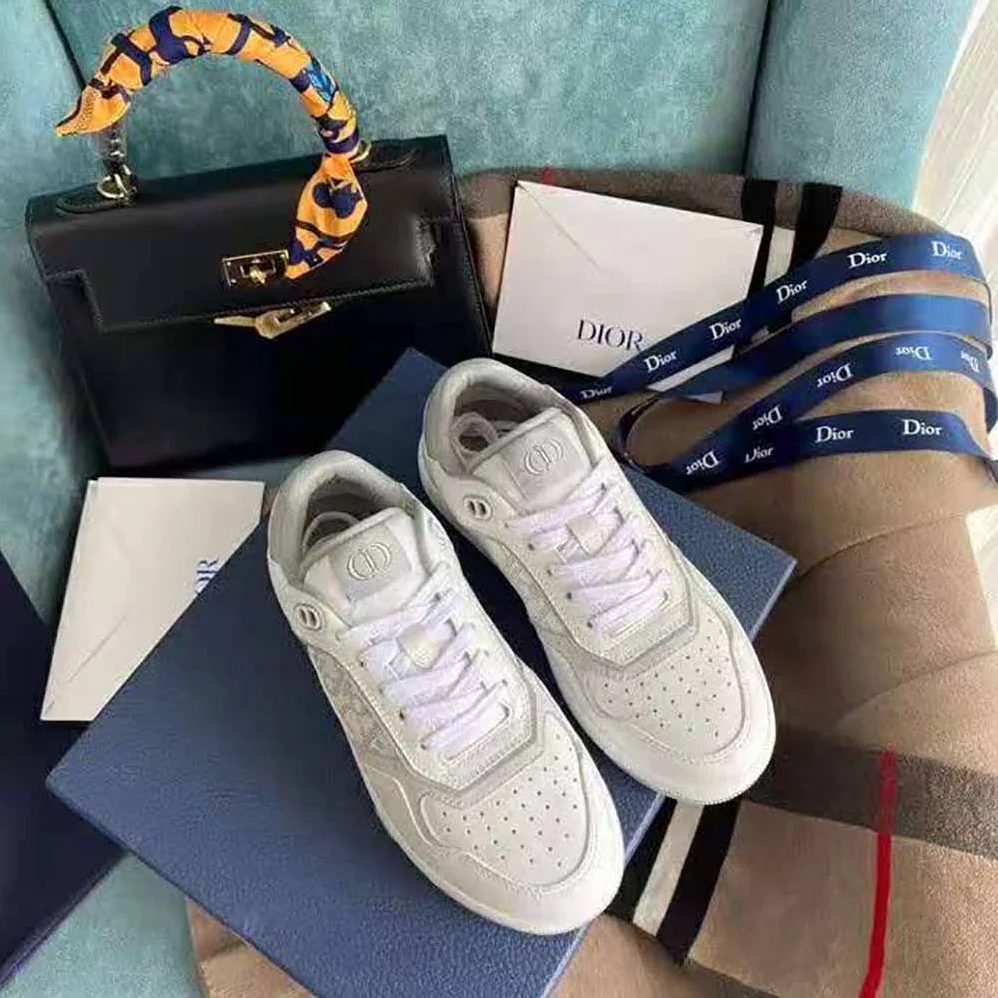 Dior B27 Low-Top Sneaker Smooth Calfskin with Dior Oblique Jacquard for Men in White