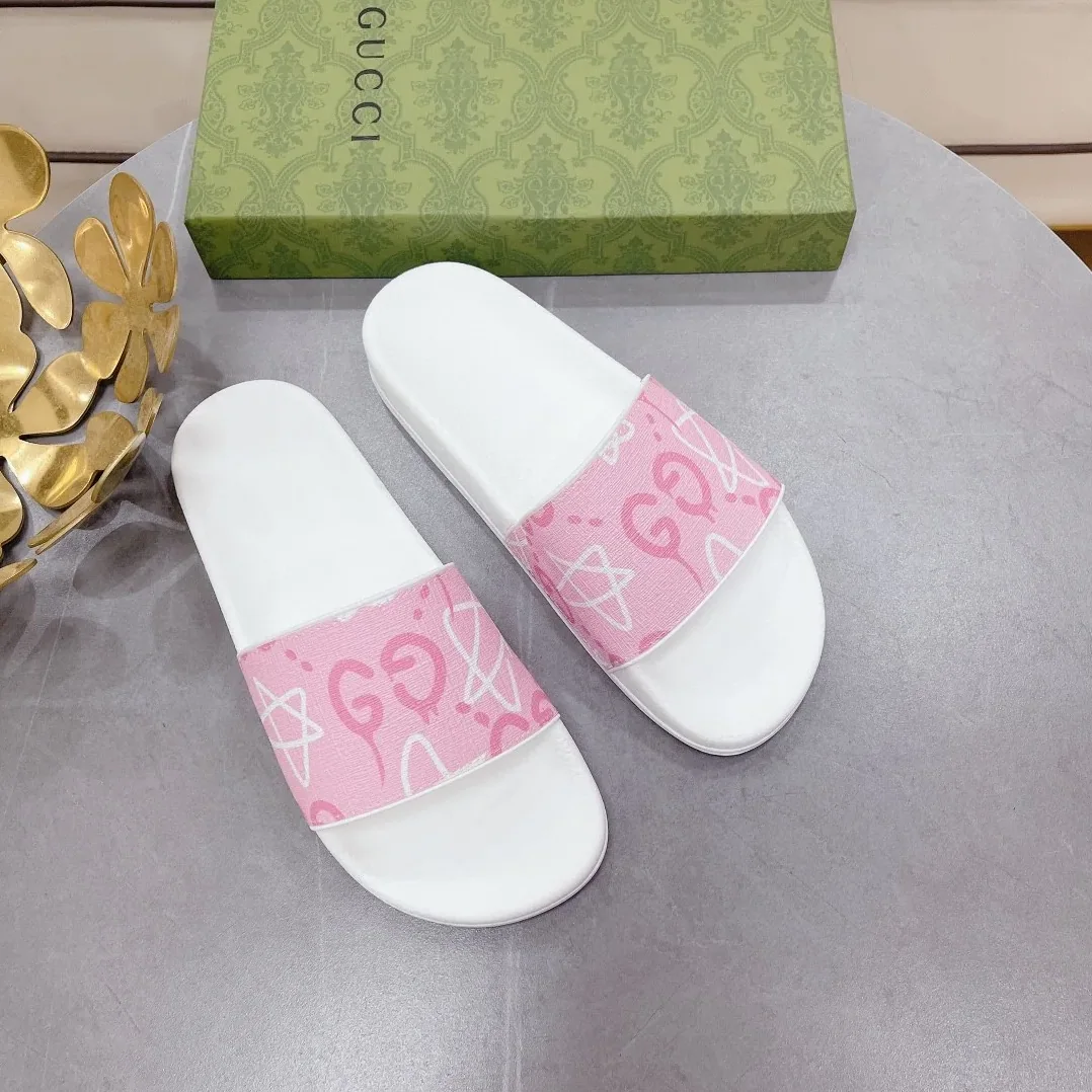 Gucci GG Stars Print Slide Sandal Pink And White for Women Gucci GG Stars Print Slide Sandal Pink And White for Women
