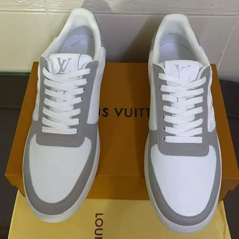 Louis Vuitton Rivoli Sneakers White 1ACVHU Louis Vuitton Rivoli Sneakers White 1ACVHU