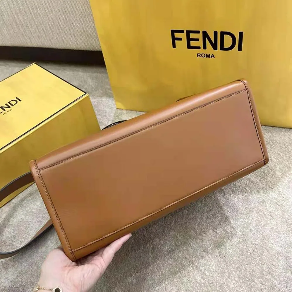 Fendi Sunshine Shopper Leather Shopper for Women in Brown Fendi Sunshine Shopper Leather Shopper for Women in Brown