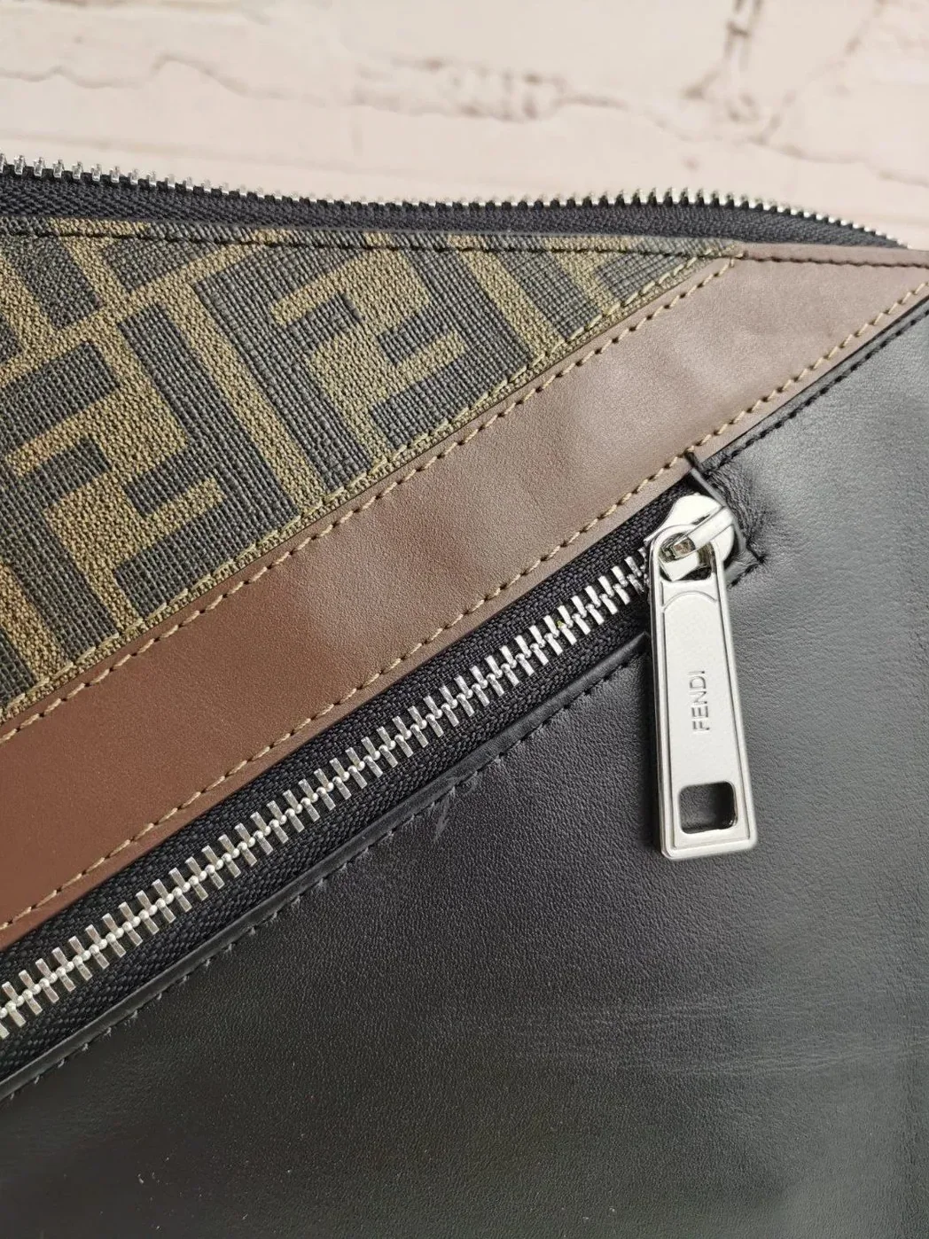 Fendi Flat Pouch Black Fabric Pouch Grey Stripes / FF Fendi Flat Pouch Black Fabric Pouch Grey Stripes / FF