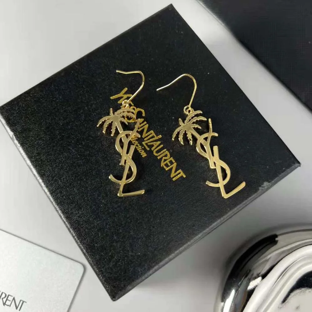 Saint Laurent YSL Monogram Palm Earrings in Metal for Women in Gold Saint Laurent YSL Monogram Palm Earrings in Metal for Women in Gold