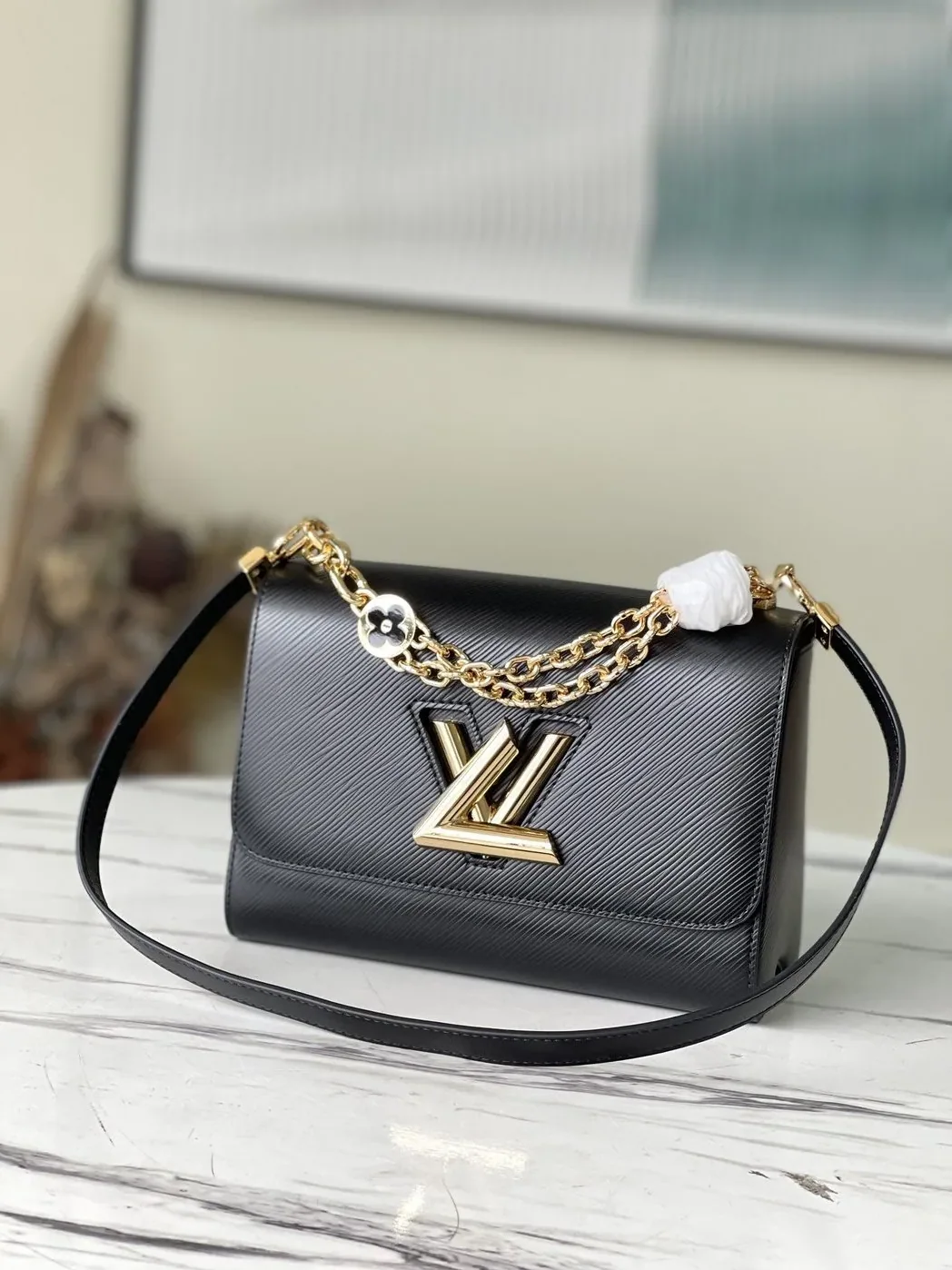 Louis Vuitton Twist MM Monogram Flower Black