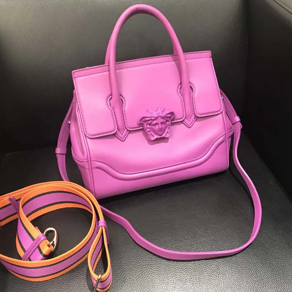Versace Palazzo Empire Medium Bag in Calf Leather in Pink Versace Palazzo Empire Medium Bag in Calf Leather in Pink