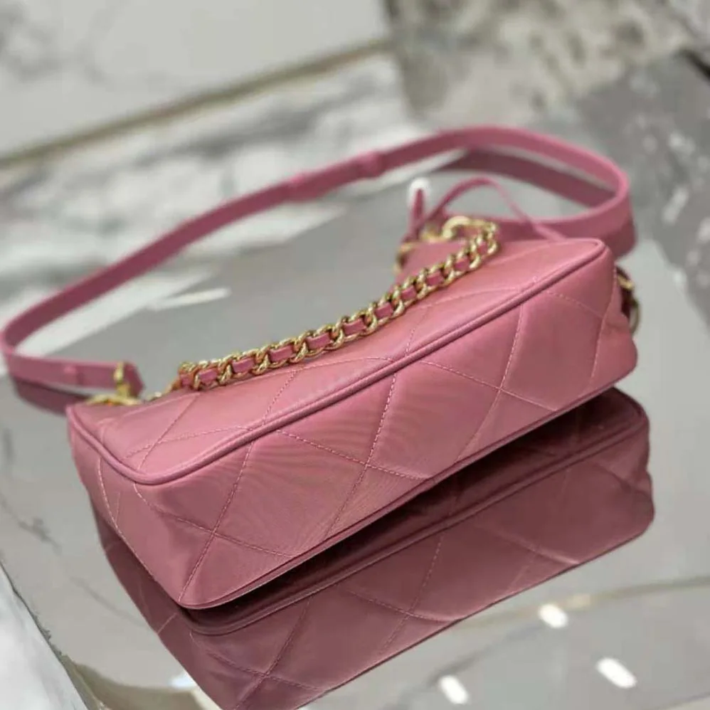 Prada Re-Edition 1995 Chaîne Re-Nylon Mini-bag for Women in Pink