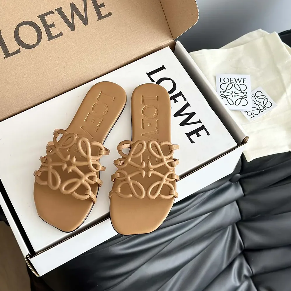 Loewe Petal Anagram Slide in Soft Calfskin for Women in Brown Loewe Petal Anagram Slide in Soft Calfskin for Women in Brown
