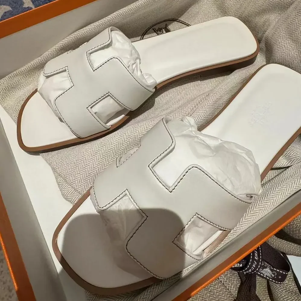 Hermes Oran Sandal for Women in White Hermes Oran Sandal for Women in White