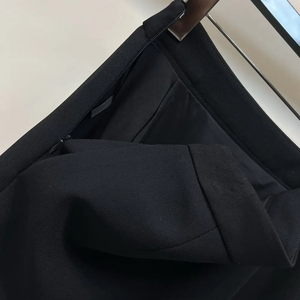 Dior Mid-Length Straight Skirt Black Virgin Wool and Silk Grain de Poudre for Women