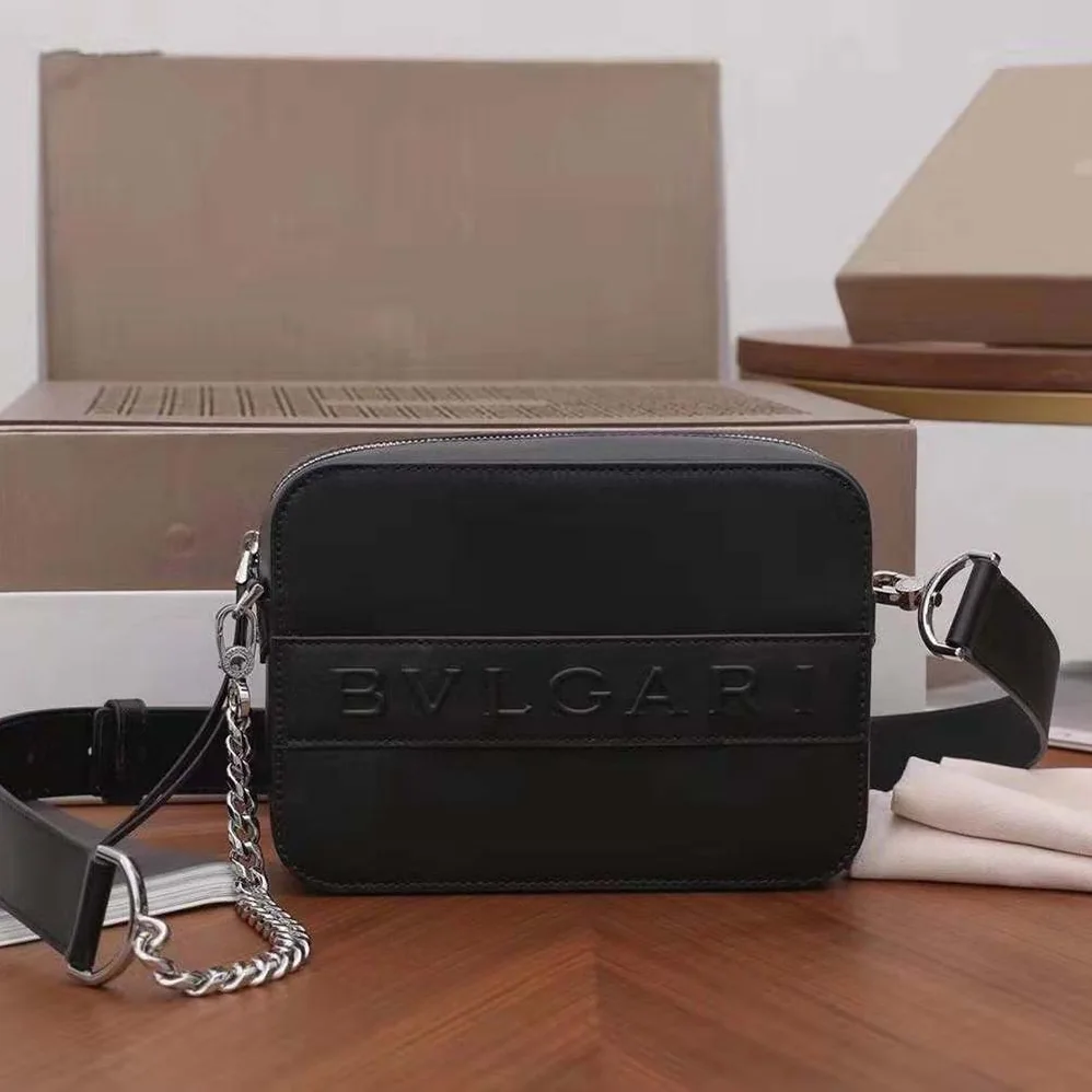 Bvlgari Bvlgari Logo Camera Bag in Calf Leather for Women in Black