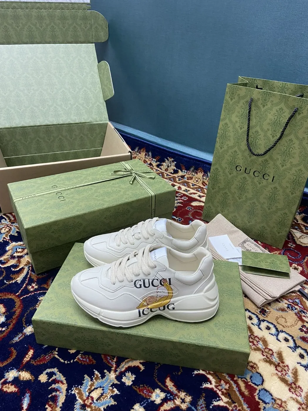 Gucci Rhyton Sneakers With Bananya White Ivory -2SH00-9522a Gucci Rhyton Sneakers With Bananya White Ivory -2SH00-9522a