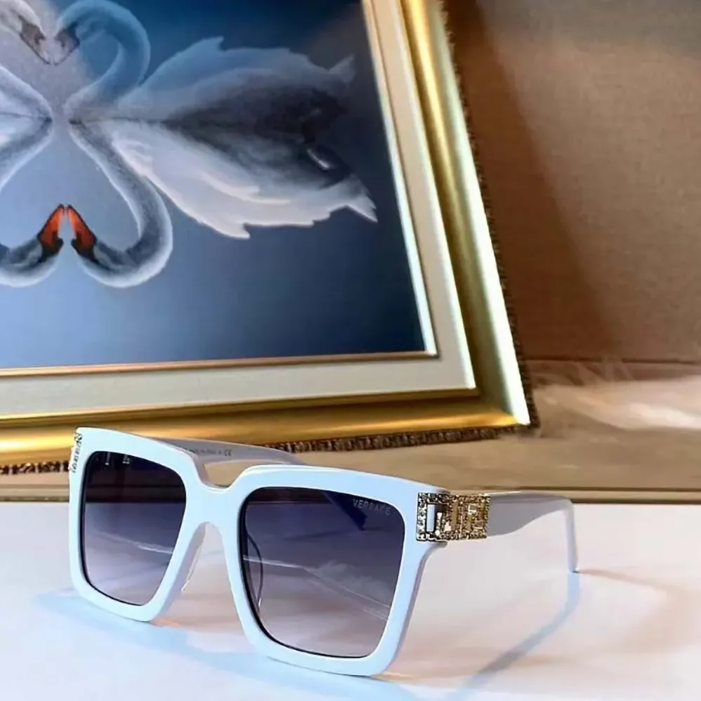 Versace Sunglasses Fashion Versace Sports Leisure Sunglasses Versace Sunglasses Fashion Versace Sports Leisure Sunglasses